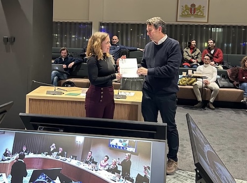 overhandiging-petitie