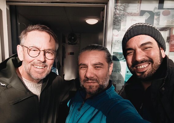 Laat rezan in nederland blijven